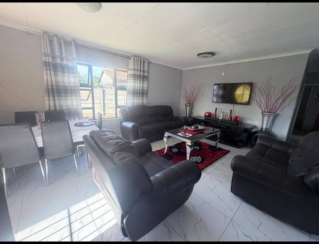 3 BEDROOM HOUSE FOR SALE IN MINNEBRONNE